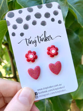 Load image into Gallery viewer, Flower and Heart Earring Sets